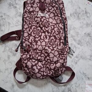 CamelBak Women's Backpack with Floral Pattern - Burgundy and White